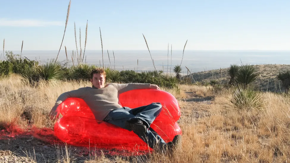 Couchsurfing: From Couchsurfing Platform to Global Hospitality Network